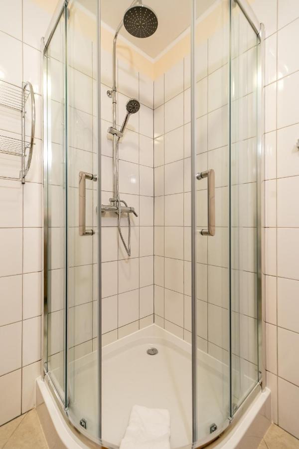 Bielik A01 By Renters Miedzyzdroje